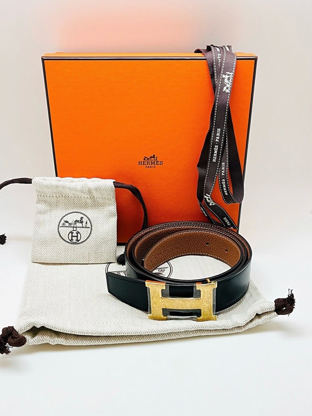Hermes 85 Black Tan Reversible Gold  Hammered Constance Buckle, Box/Bags